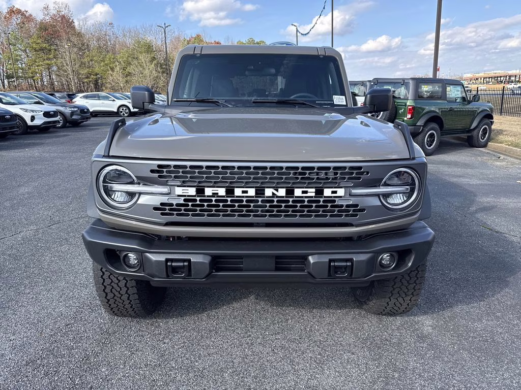 2025 Gray Ford Bronco Badlands 4X4 SUV
