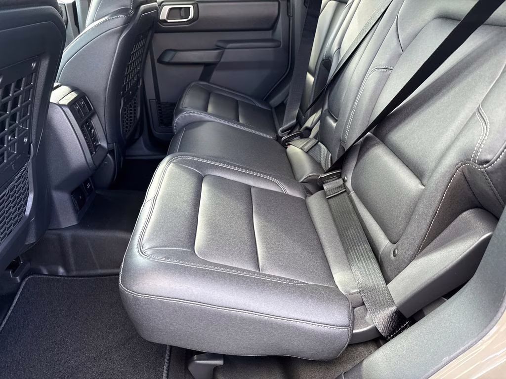 2025 Gray Ford Bronco Badlands 4X4 SUV