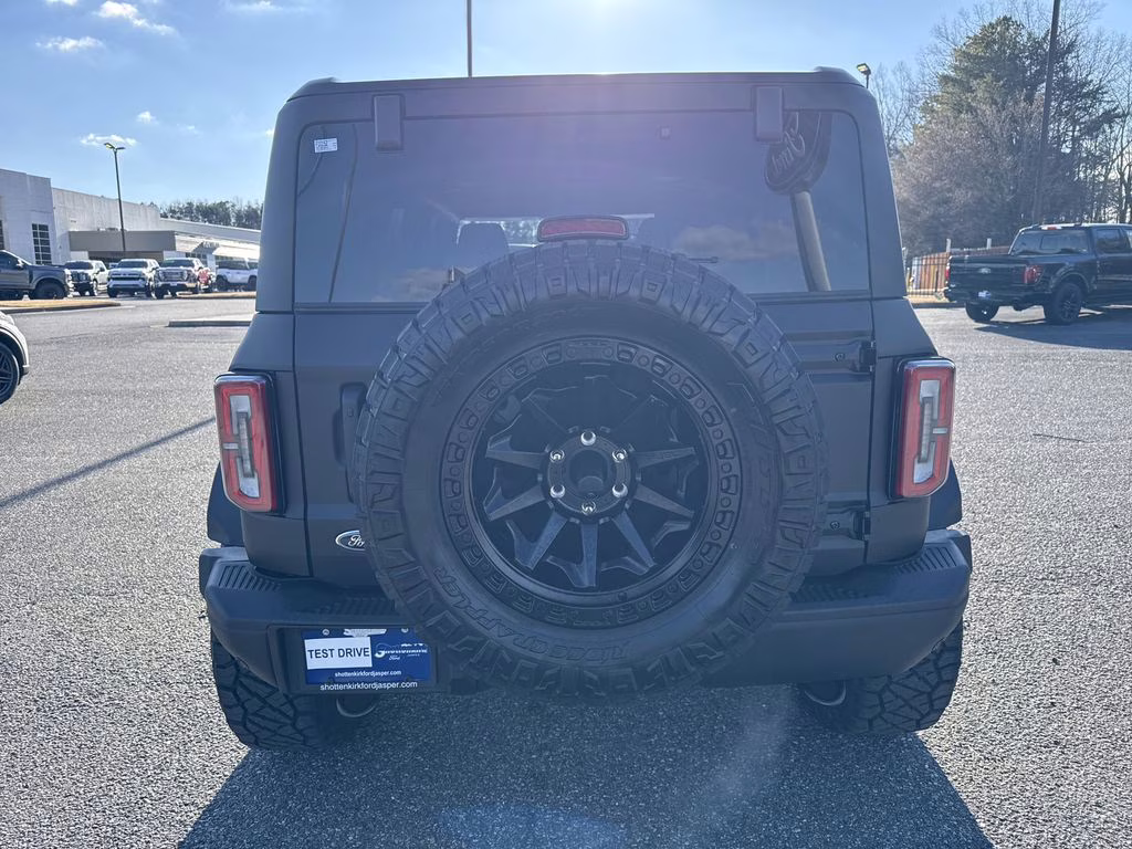 2025 Shadow Black Ford Bronco Badlands 4X4 SUV
