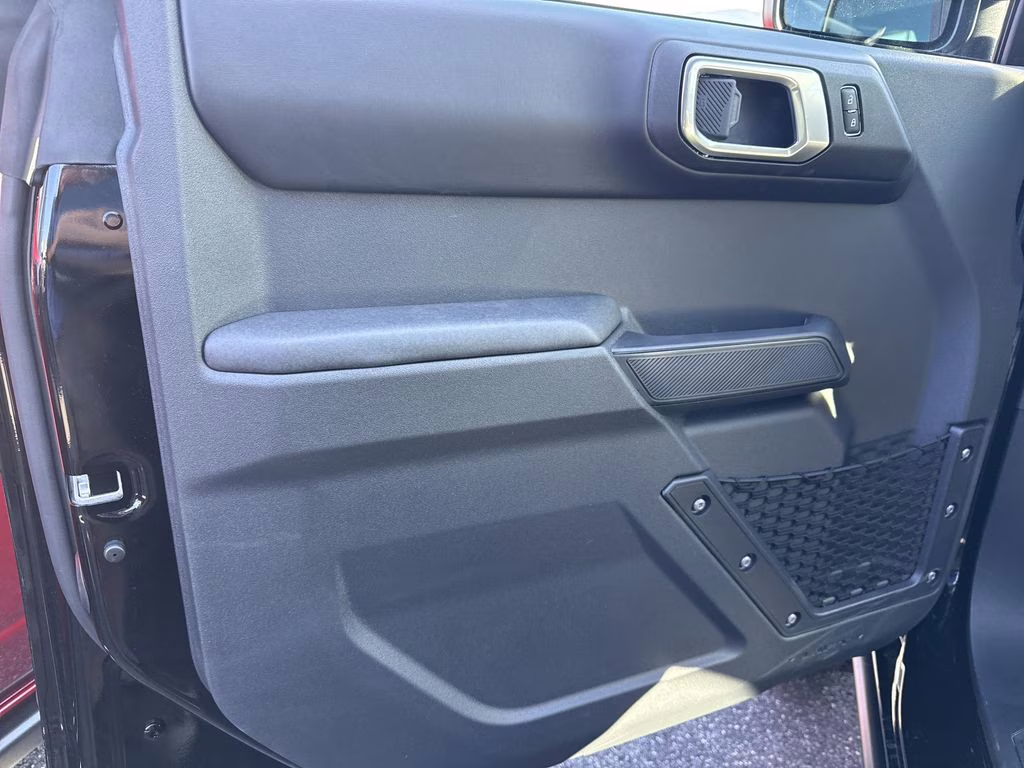 2025 Shadow Black Ford Bronco Badlands 4X4 SUV