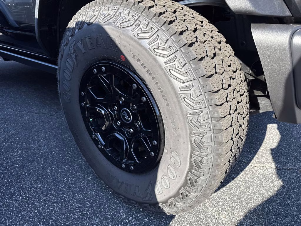 2025 Shadow Black Ford Bronco Badlands 4X4 SUV