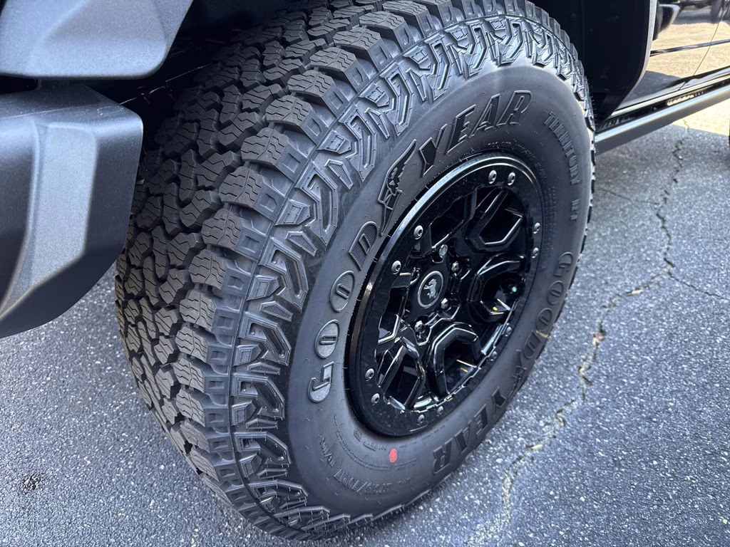 2025 Shadow Black Ford Bronco Badlands 4X4 SUV