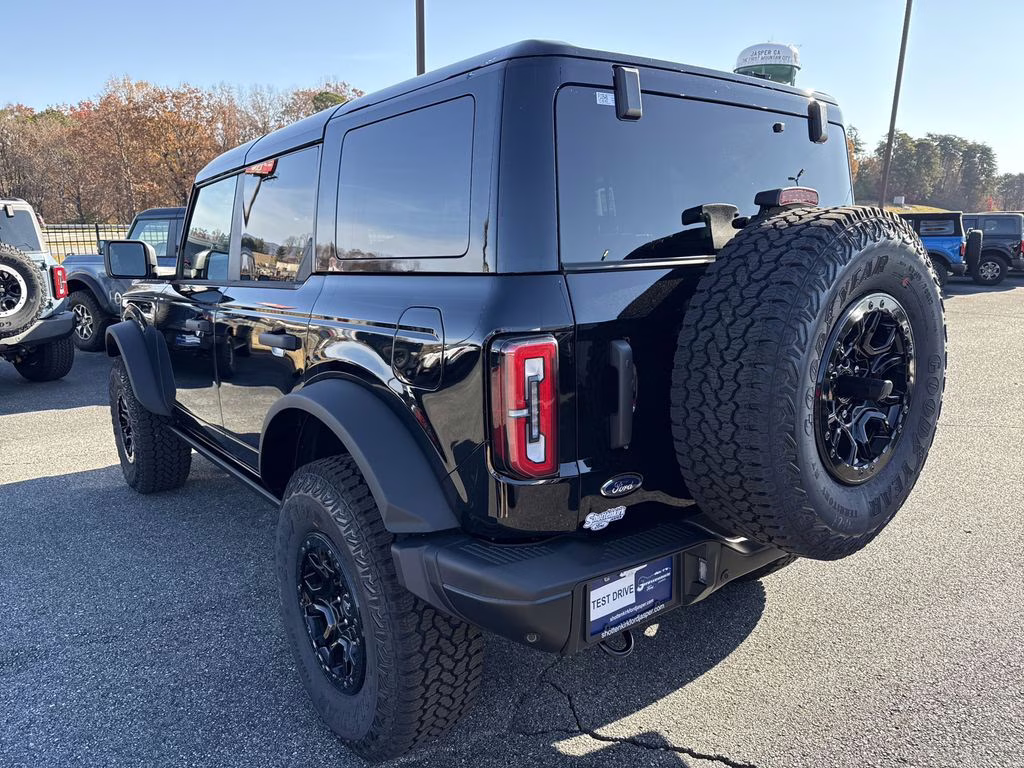 2025 Shadow Black Ford Bronco Badlands 4X4 SUV