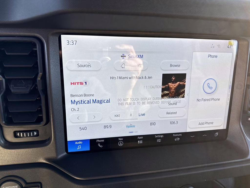 2025 Desert Sand Ford Bronco Badlands 4X4 SUV