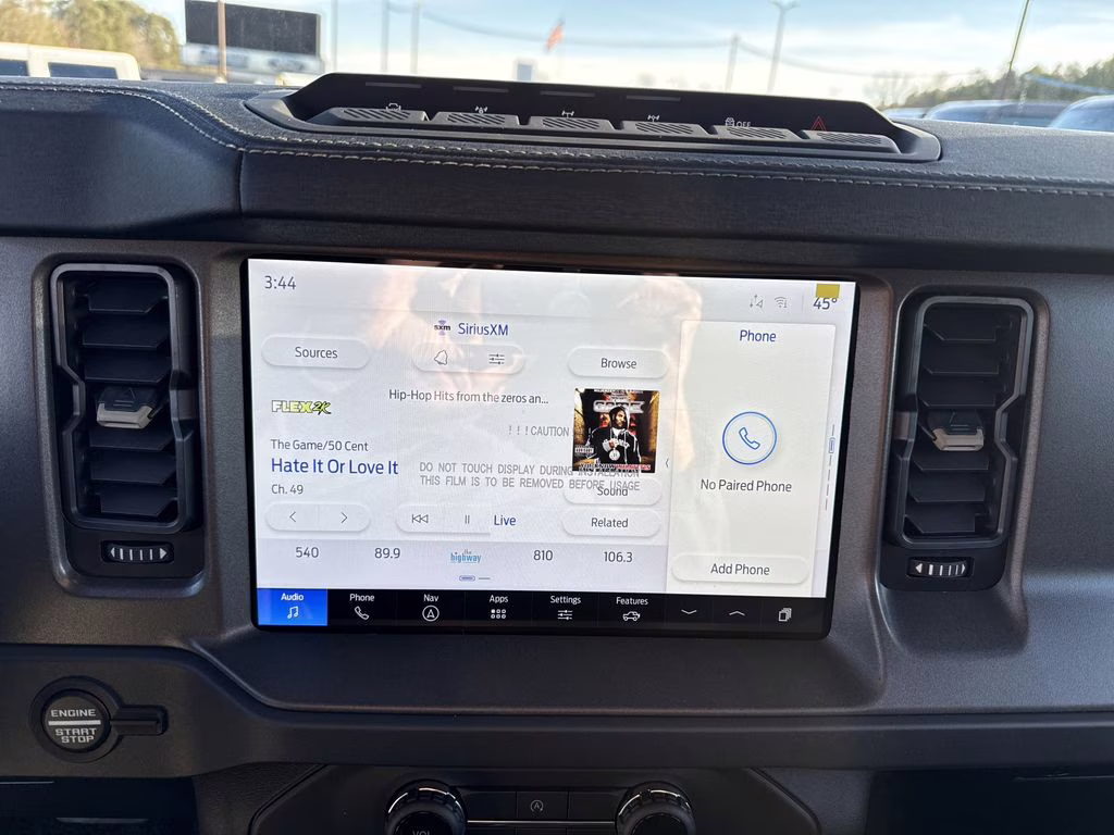 2025 Oxford White Ford Bronco Badlands 4X4 SUV