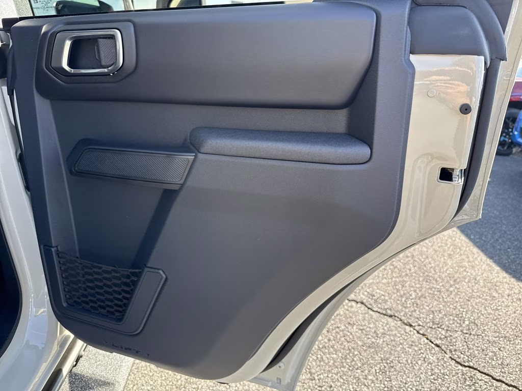 2025 Desert Sand Ford Bronco Badlands 4X4 SUV