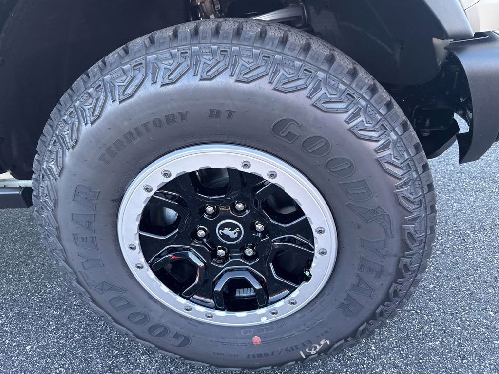 2025 Desert Sand Ford Bronco Badlands 4X4 SUV