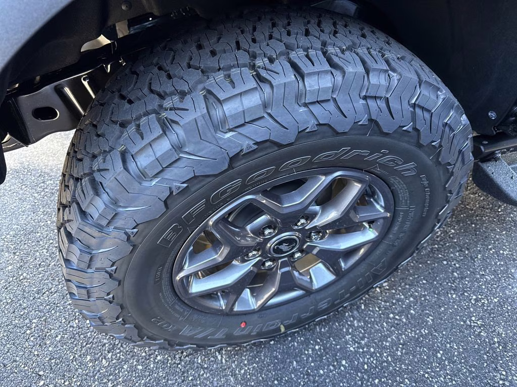 2025 Shadow Black Ford Bronco Badlands 4X4 SUV