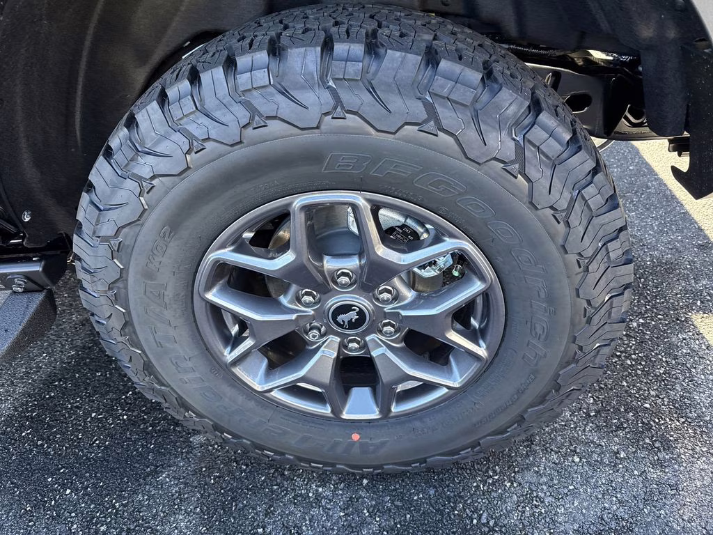 2025 Shadow Black Ford Bronco Badlands 4X4 SUV