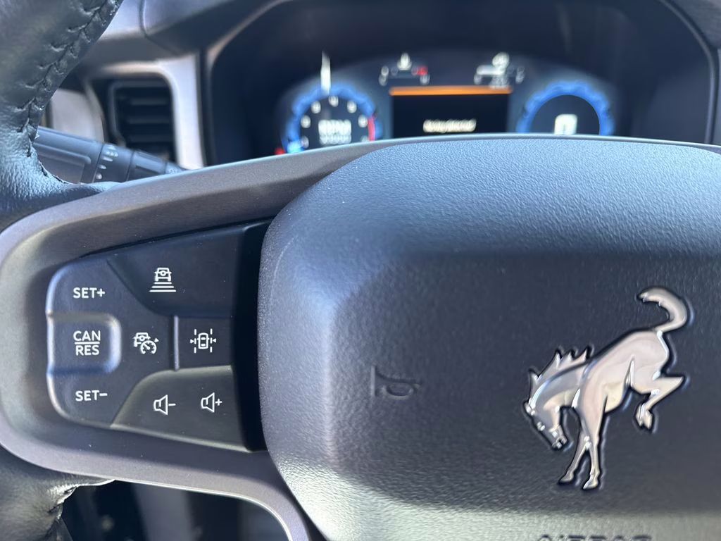 2025 Shadow Black Ford Bronco Badlands 4X4 SUV