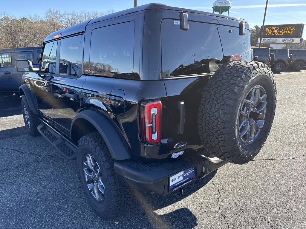 2025 Shadow Black Ford Bronco Badlands 4X4 SUV