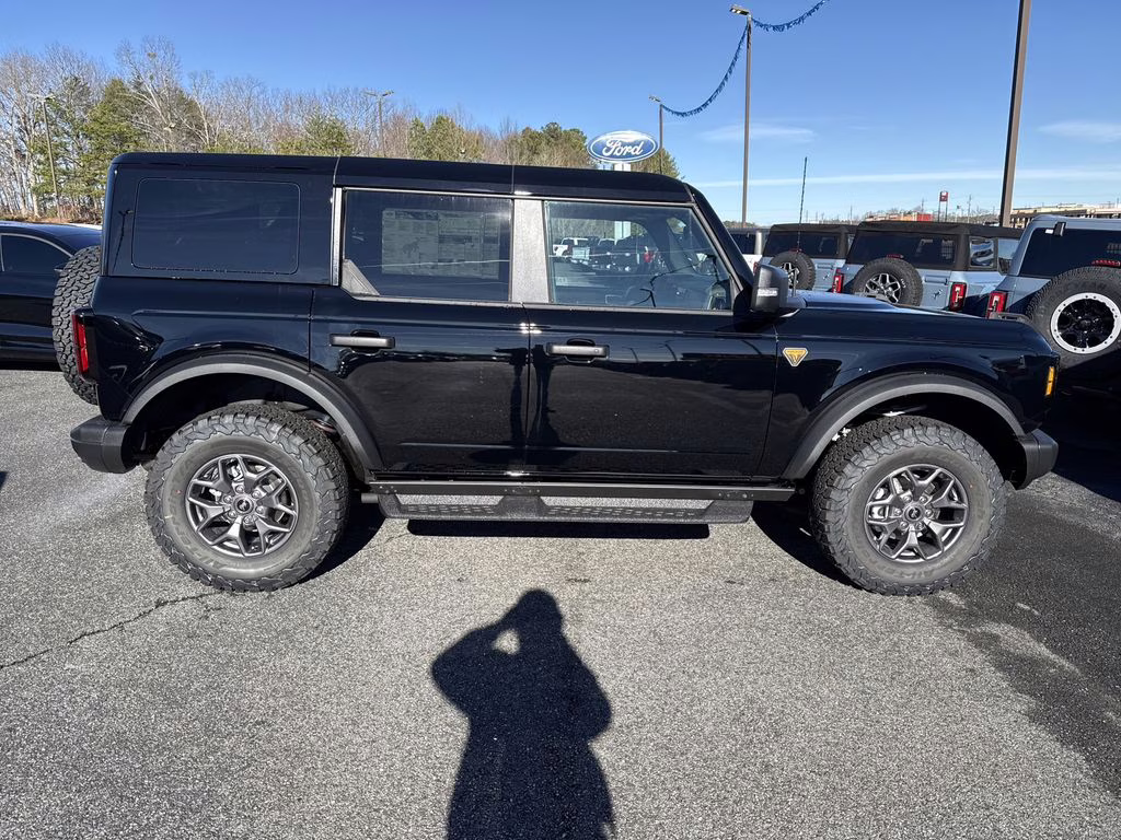 2025 Shadow Black Ford Bronco Badlands 4X4 SUV