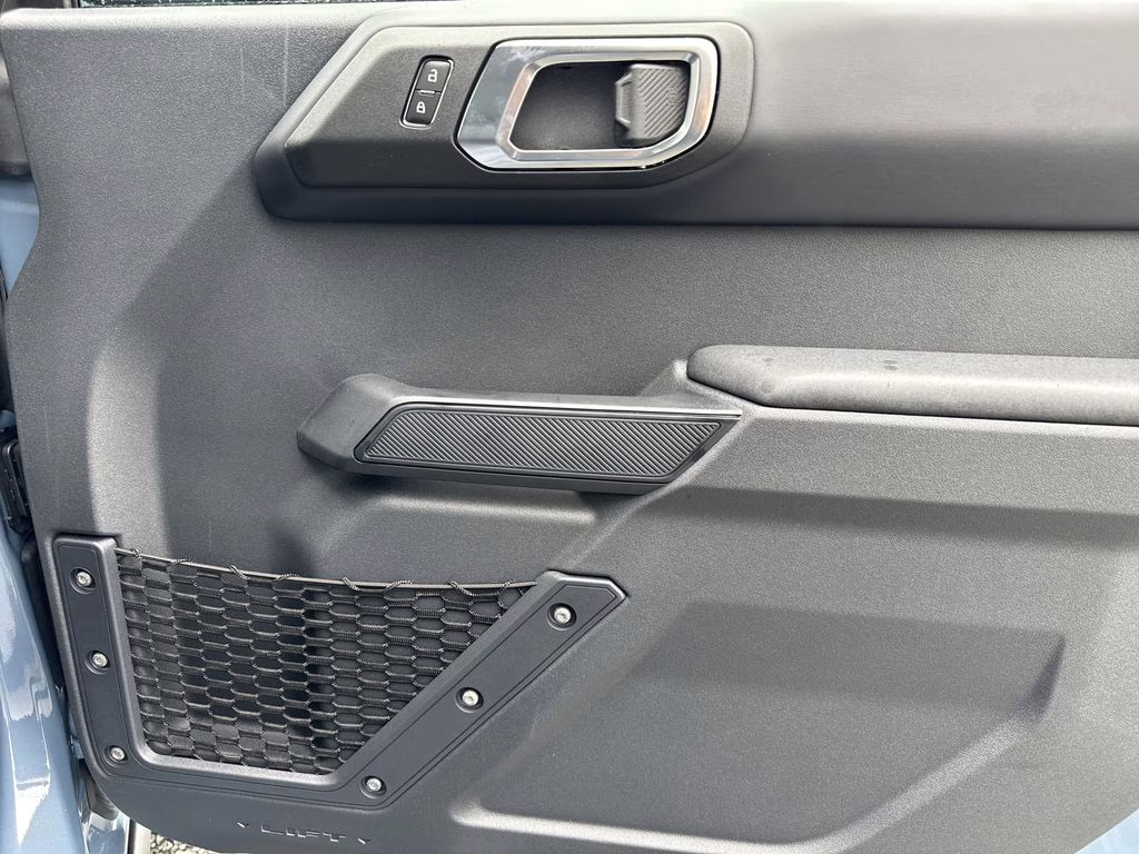 2025 Azure Gray Metallic Tri-Coat Ford Bronco Badlands 4X4 SUV