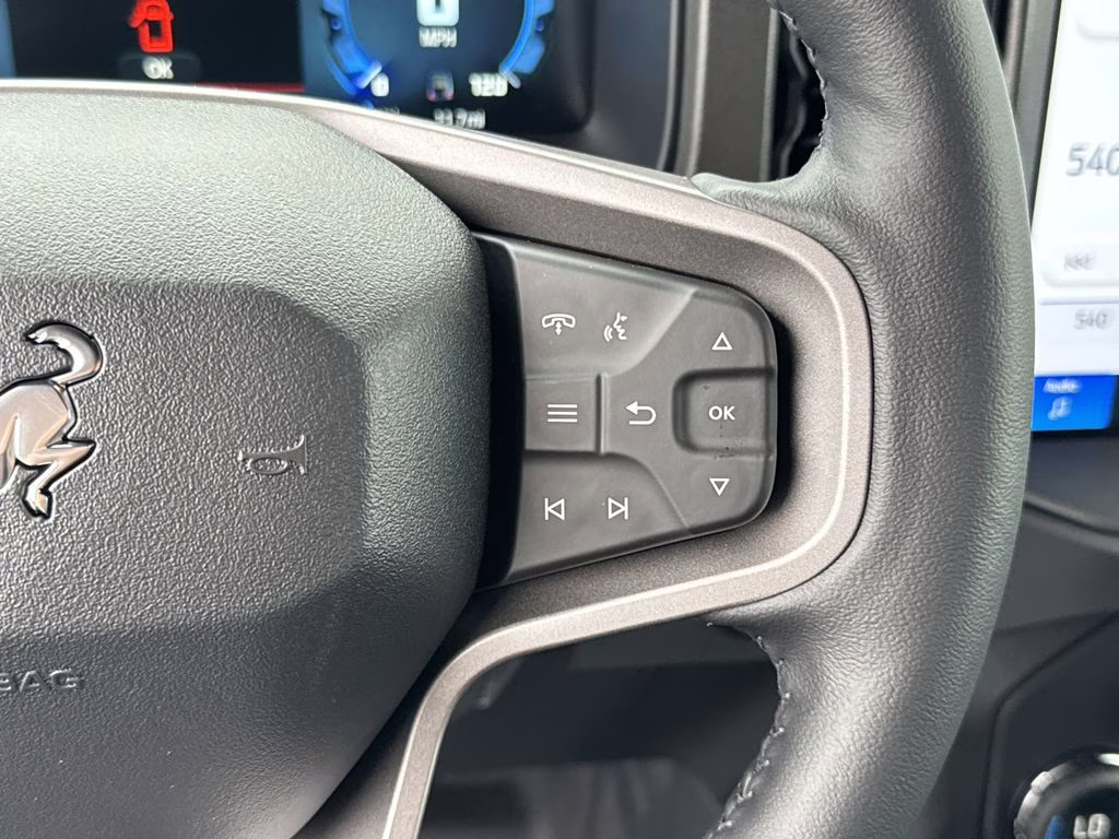 2025 Azure Gray Metallic Tri-Coat Ford Bronco Badlands 4X4 SUV