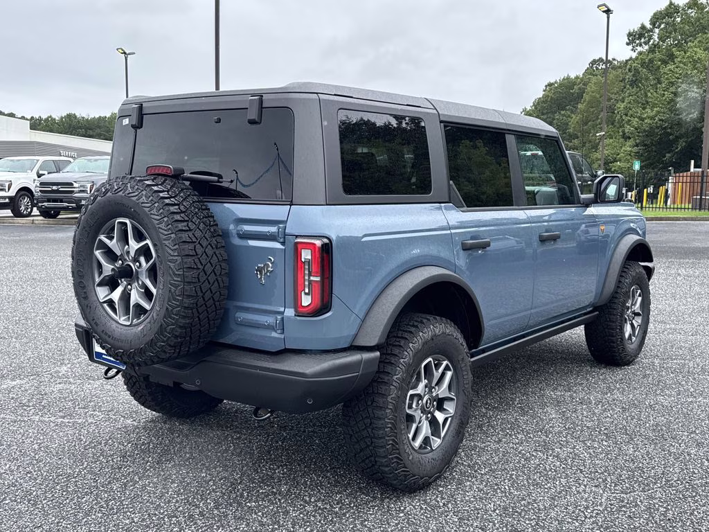 2025 Azure Gray Metallic Tri-Coat Ford Bronco Badlands 4X4 SUV