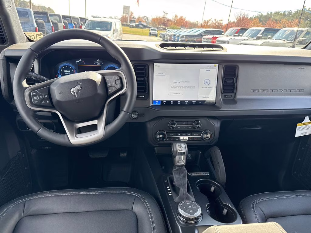 2025 Oxford White Ford Bronco Badlands 4X4 SUV