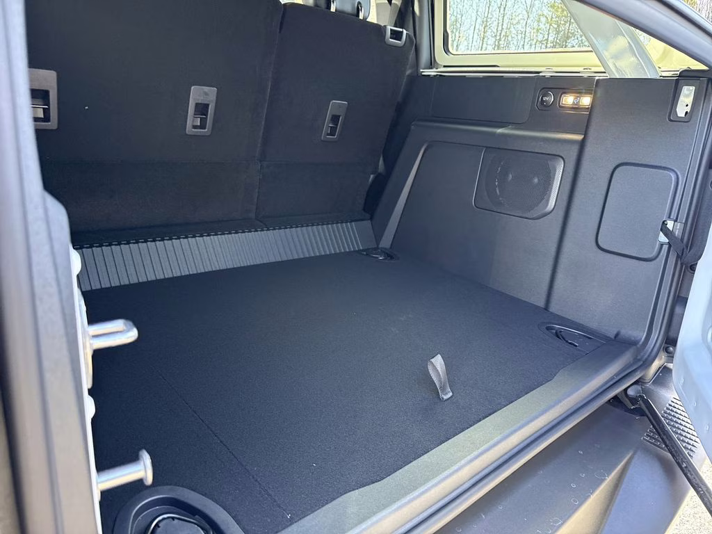 2025 Oxford White Ford Bronco Badlands 4X4 SUV