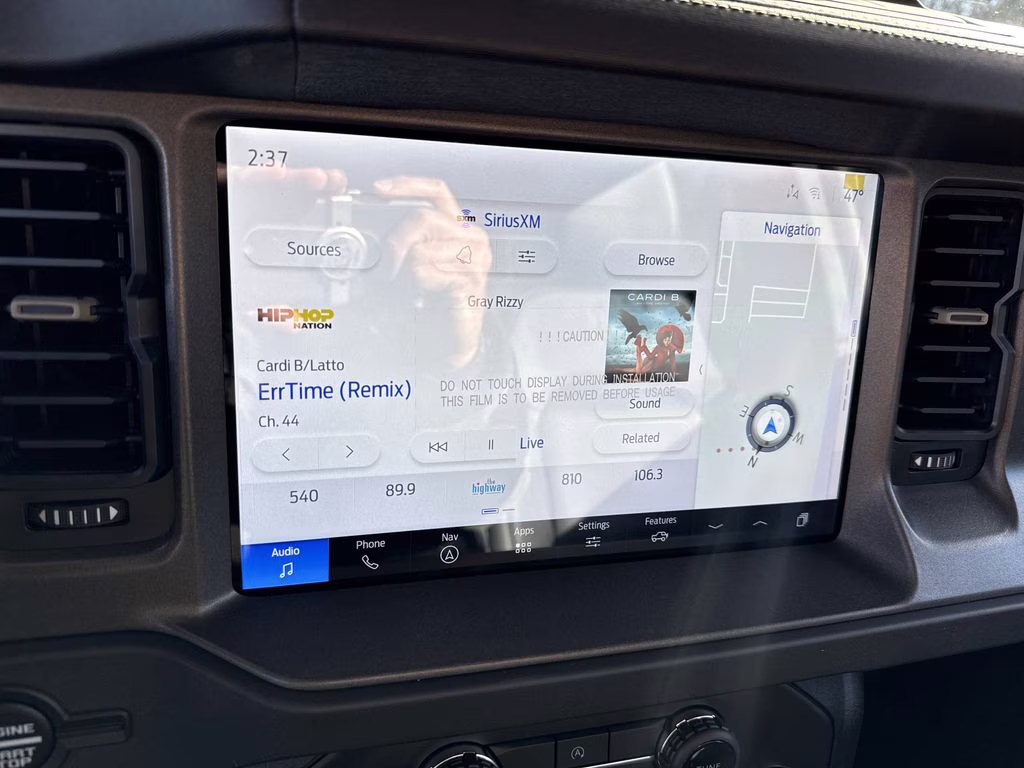 2025 Oxford White Ford Bronco Badlands 4X4 SUV