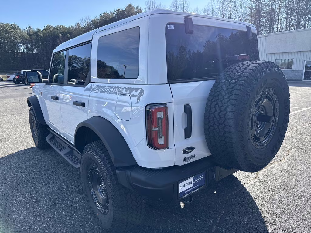 2025 Oxford White Ford Bronco Badlands 4X4 SUV
