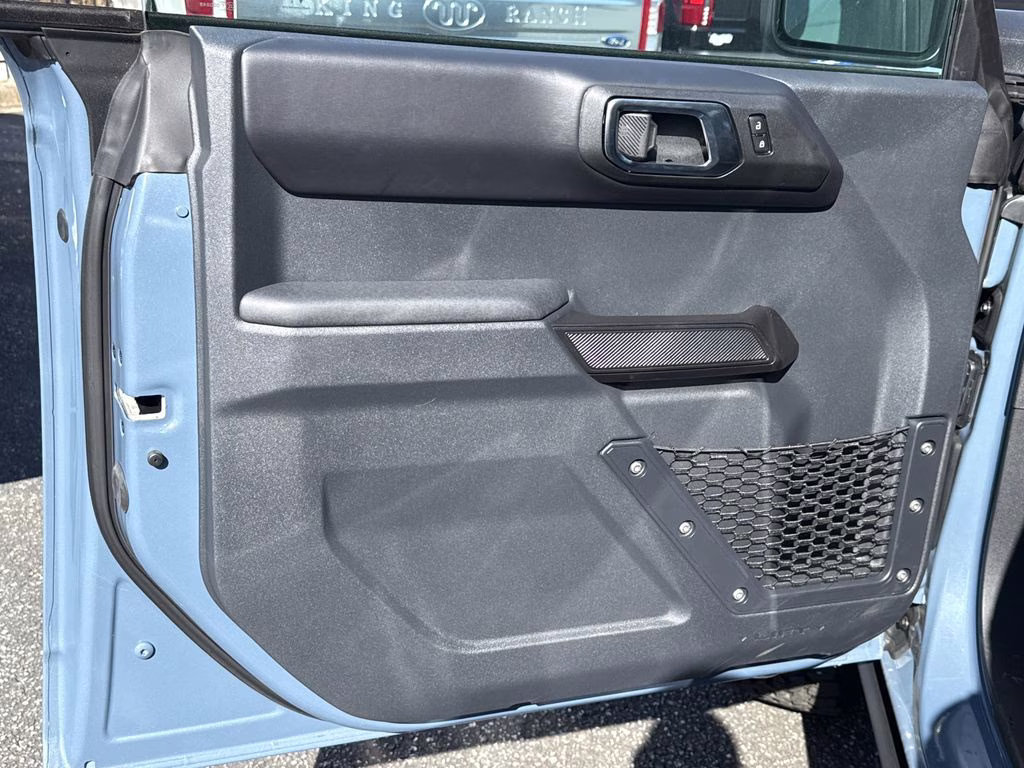 2025 Azure Gray Metallic Tri-Coat Ford Bronco Badlands 4X4 SUV