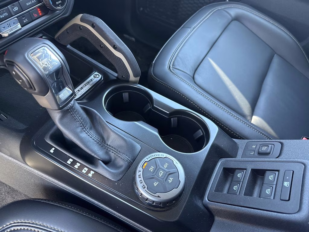 2025 Azure Gray Metallic Tri-Coat Ford Bronco Badlands 4X4 SUV