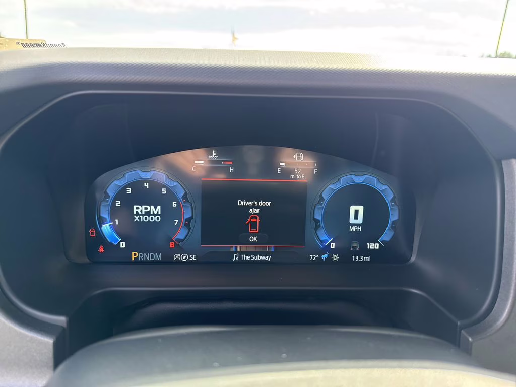 2025 Oxford White Ford Bronco Badlands 4X4 SUV