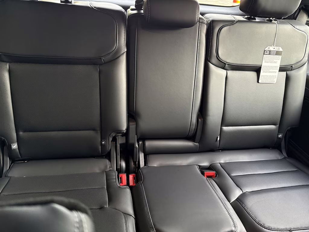 2025 Oxford White Ford Expedition Platinum 4X4 SUV