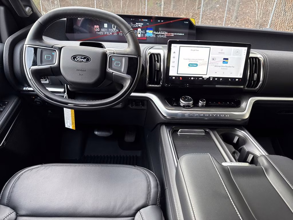 2025 Oxford White Ford Expedition Platinum 4X4 SUV