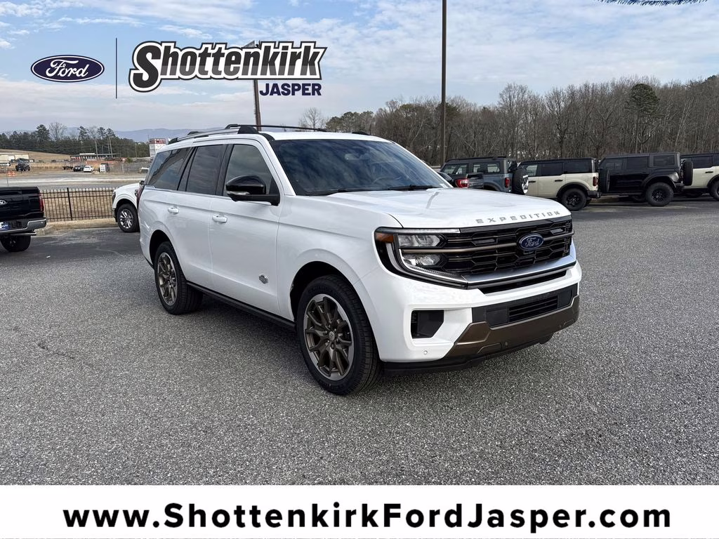 2026 Oxford White Ford Expedition King Ranch 4X4 SUV