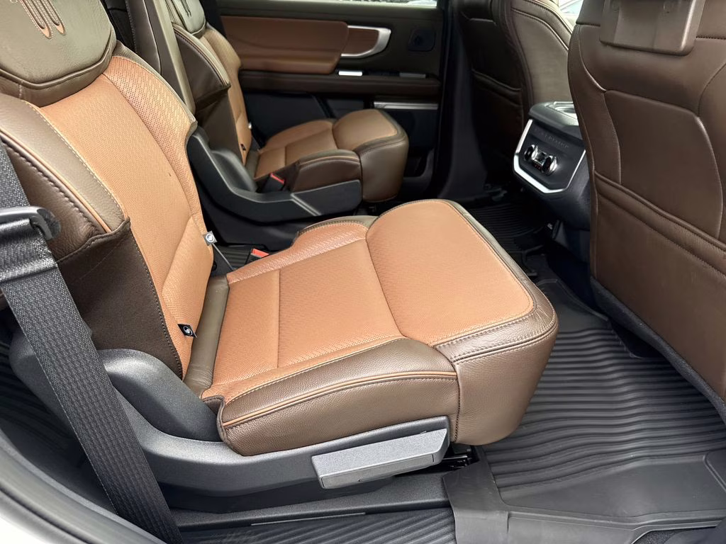 2026 Oxford White Ford Expedition King Ranch 4X4 SUV