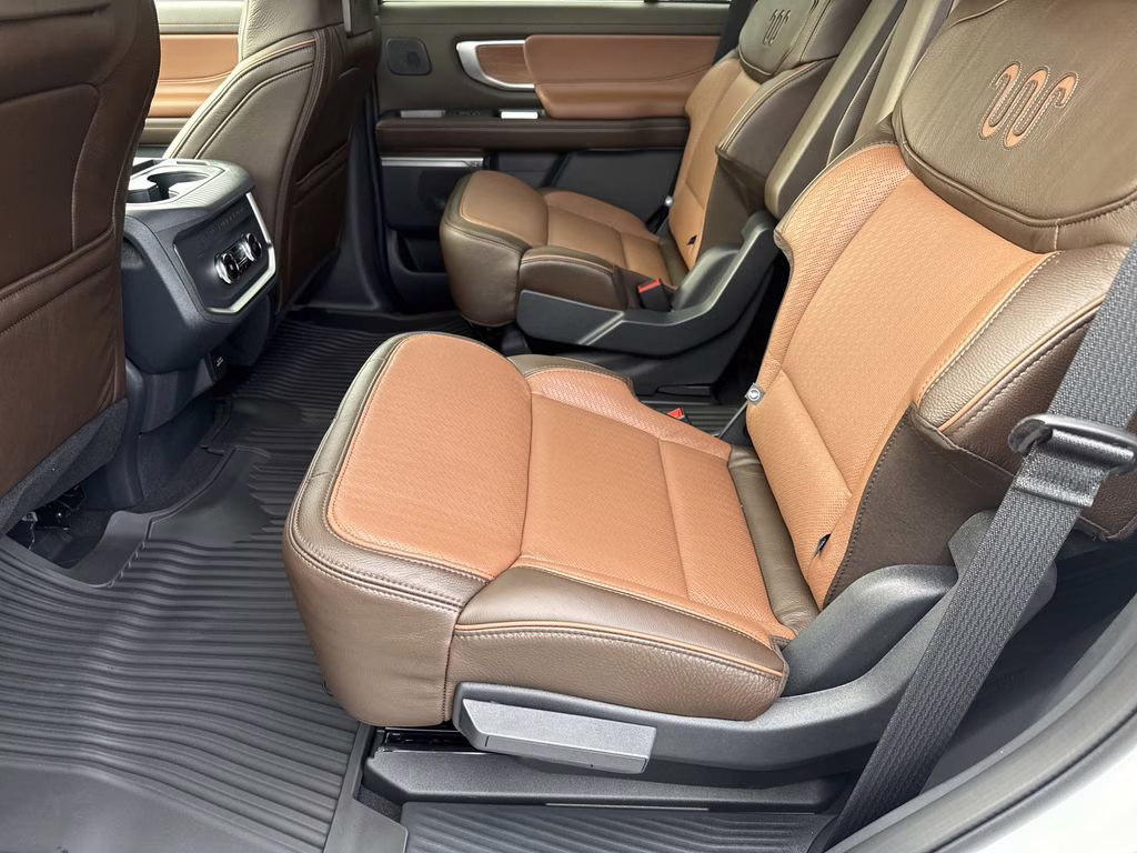 2026 Oxford White Ford Expedition King Ranch 4X4 SUV