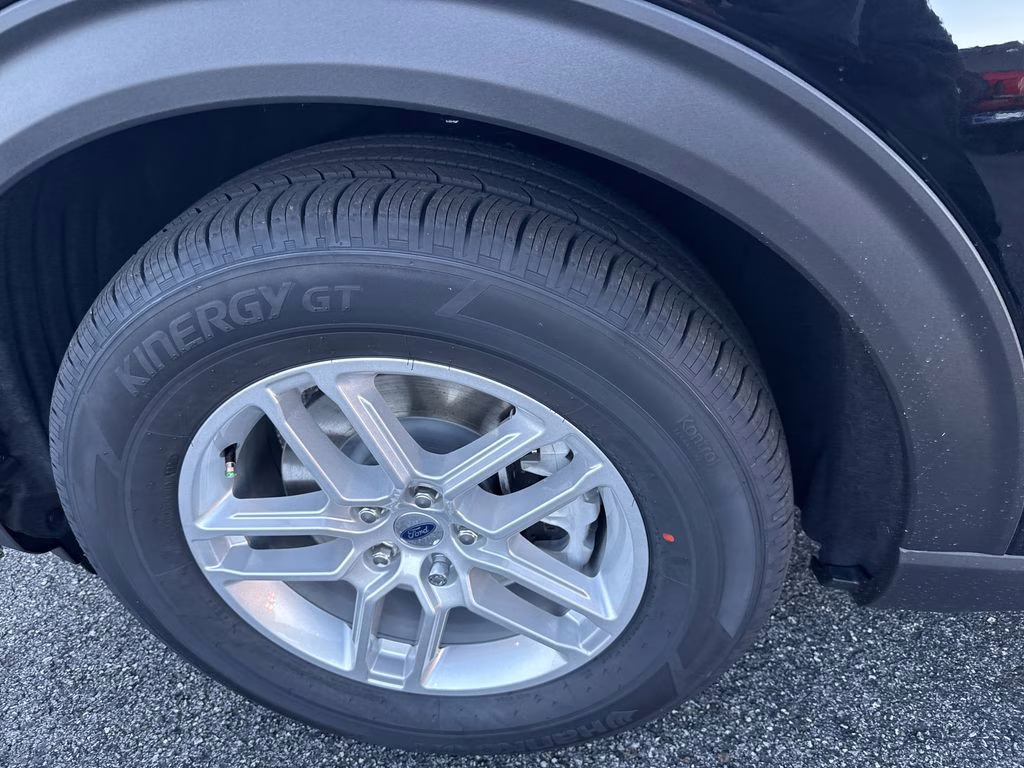 2026 Agate Black Metallic Ford Explorer Active RWD SUV