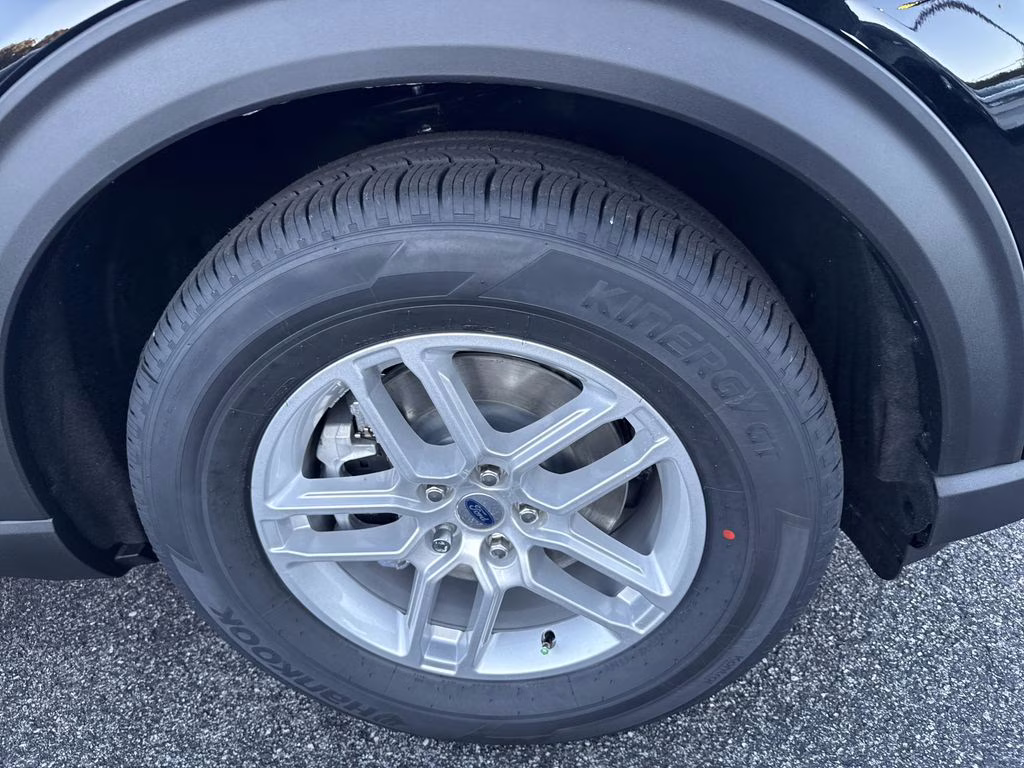 2026 Agate Black Metallic Ford Explorer Active RWD SUV