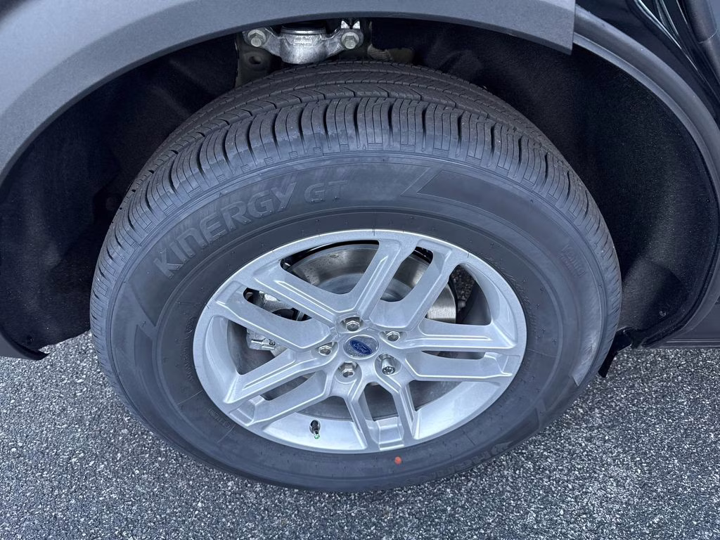 2026 Agate Black Metallic Ford Explorer Active RWD SUV