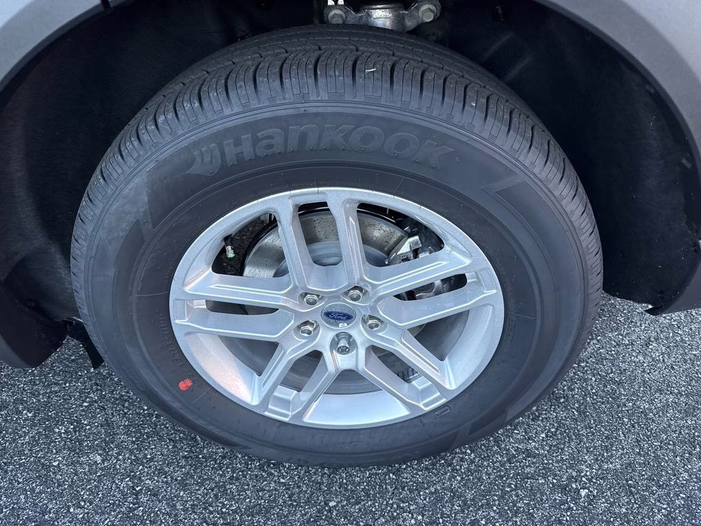 2026 Agate Black Metallic Ford Explorer Active RWD SUV