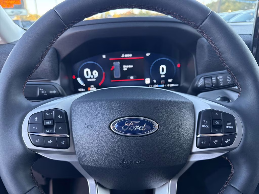 2026 Agate Black Metallic Ford Explorer Active RWD SUV