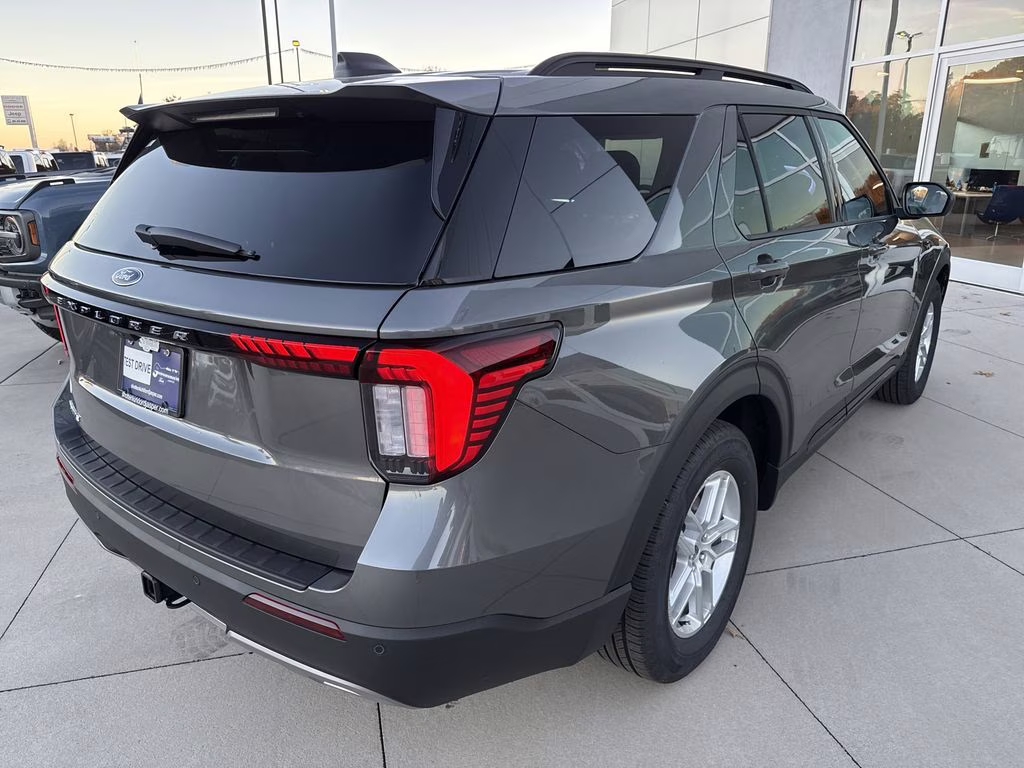 2026 Carbonized Gray Metallic Ford Explorer Active RWD SUV