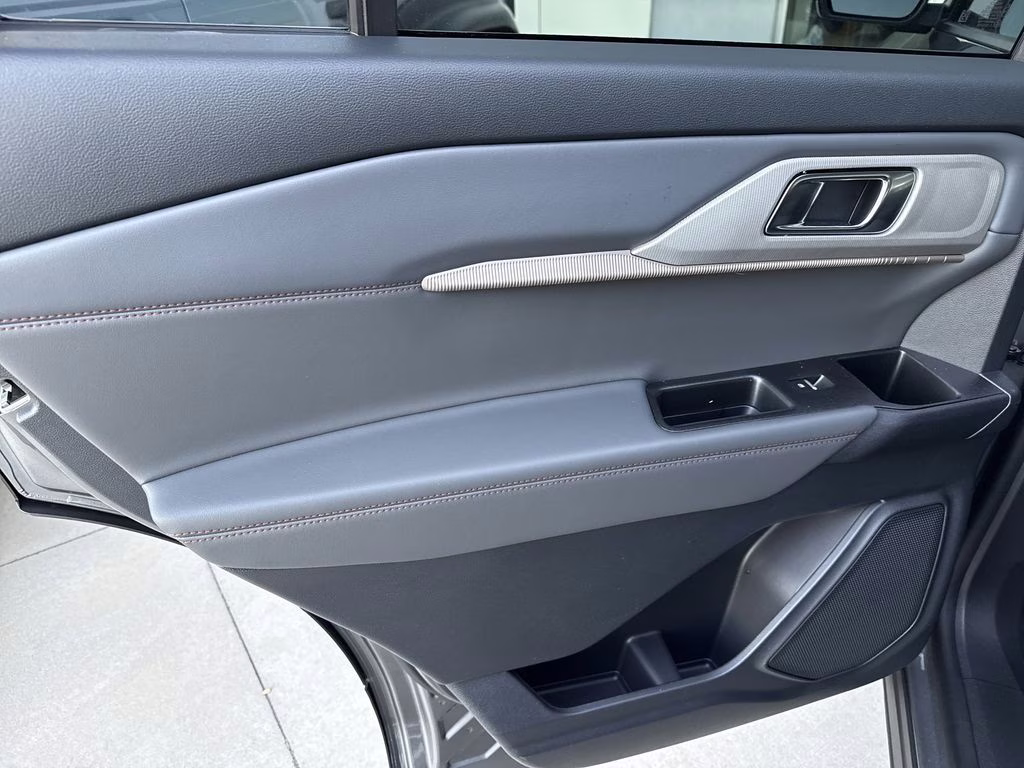 2026 Carbonized Gray Metallic Ford Explorer Active RWD SUV