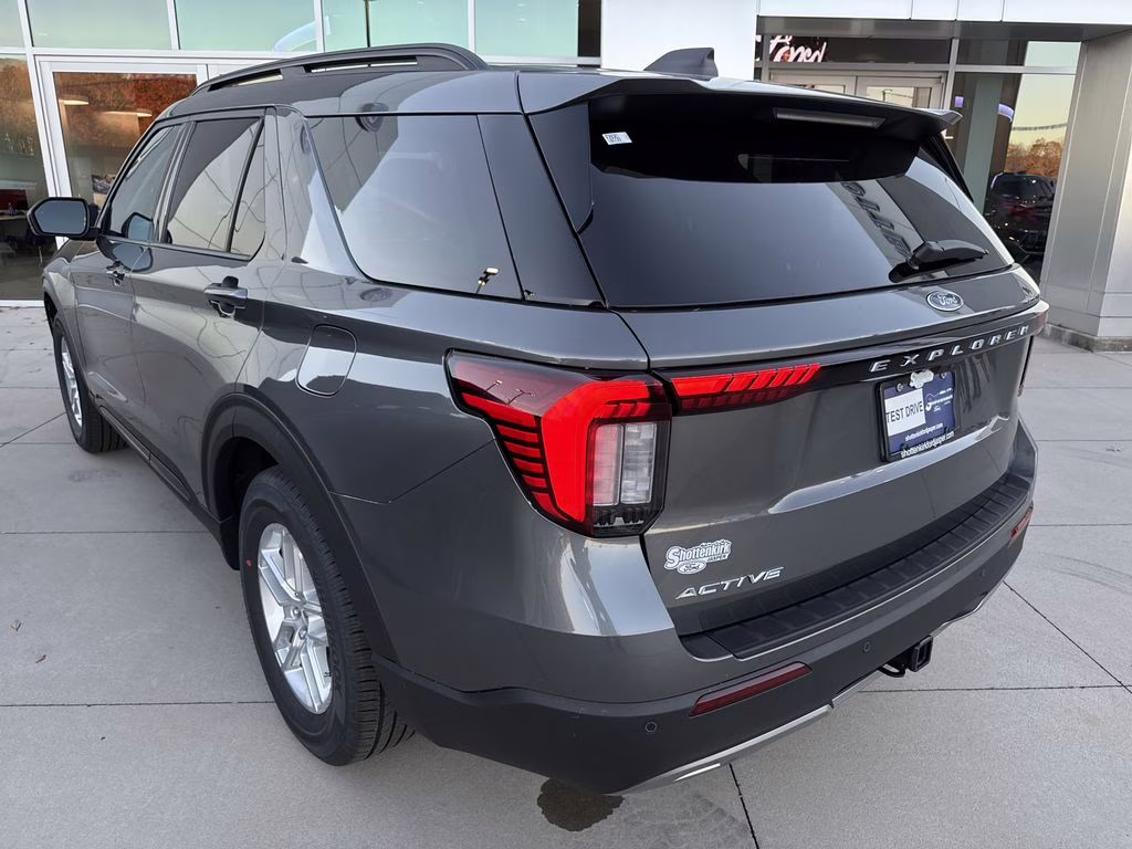 2026 Carbonized Gray Metallic Ford Explorer Active RWD SUV