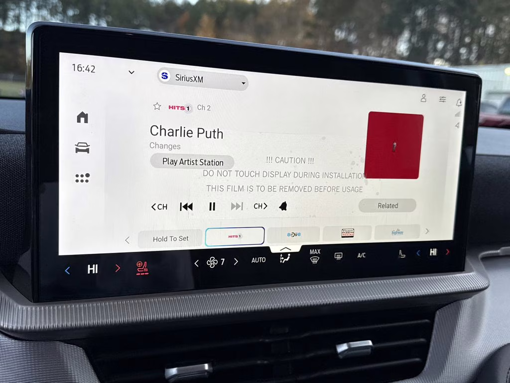 2026 Star White Metallic Tri-Coat Ford Explorer Active RWD SUV