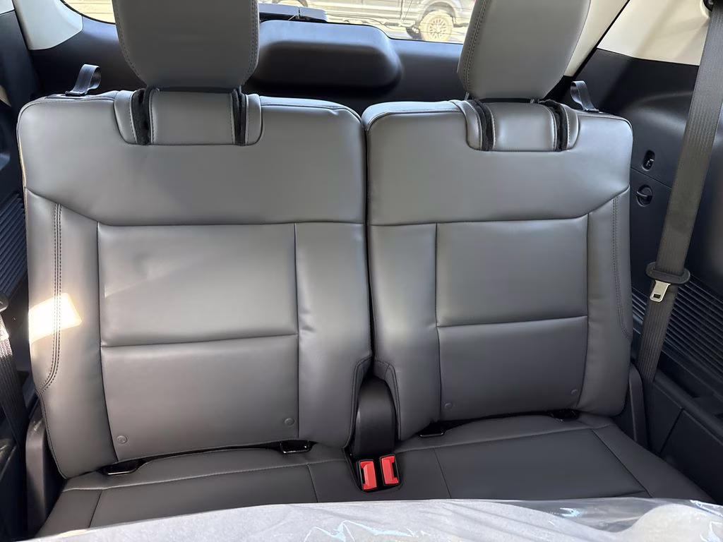 2026 Space White Metallic Ford Explorer Active RWD SUV