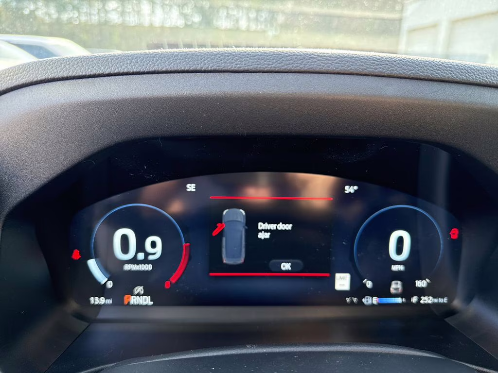 2026 Space White Metallic Ford Explorer Active RWD SUV