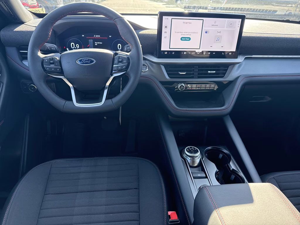 2026 White Metallic Ford Explorer ST-Line RWD SUV