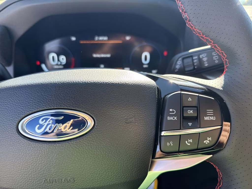 2026 White Metallic Ford Explorer ST-Line RWD SUV