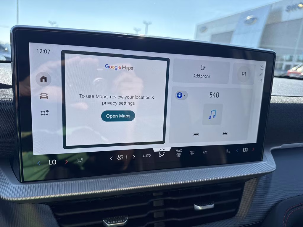 2026 White Metallic Ford Explorer ST-Line RWD SUV