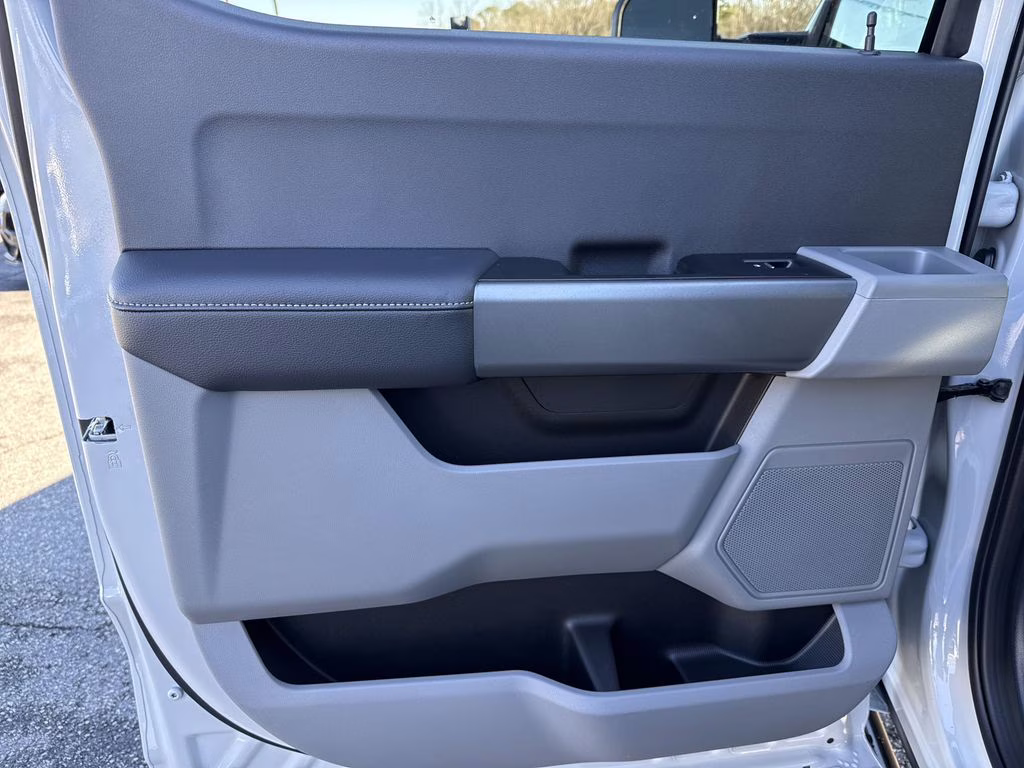 2026 Avalanche Ford Super Duty F-250 SRW XL 4X4 Truck