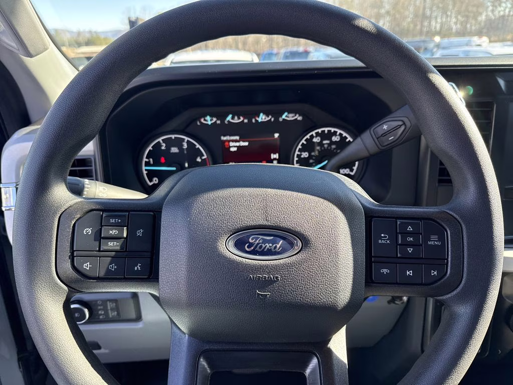 2026 Avalanche Ford Super Duty F-250 SRW XL 4X4 Truck