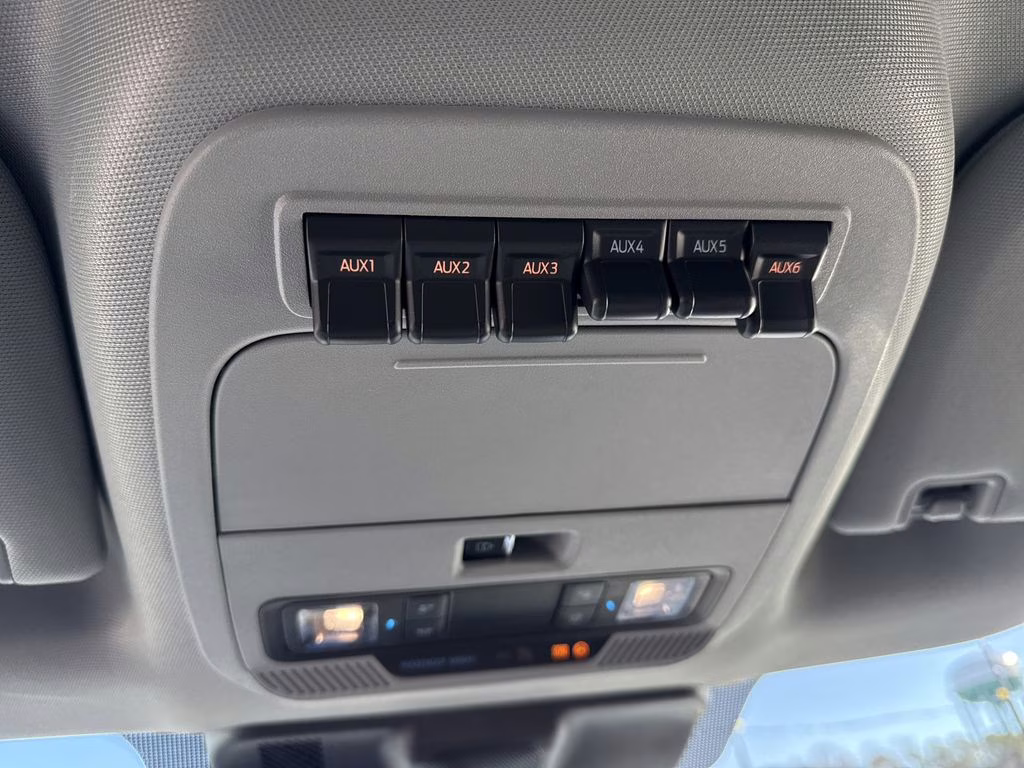 2026 Avalanche Ford Super Duty F-250 SRW XL 4X4 Truck