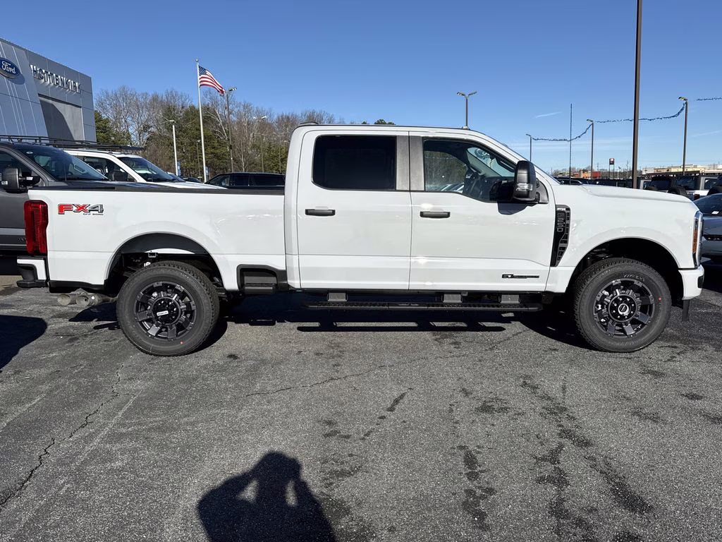 2026 Avalanche Ford Super Duty F-250 SRW XL 4X4 Truck