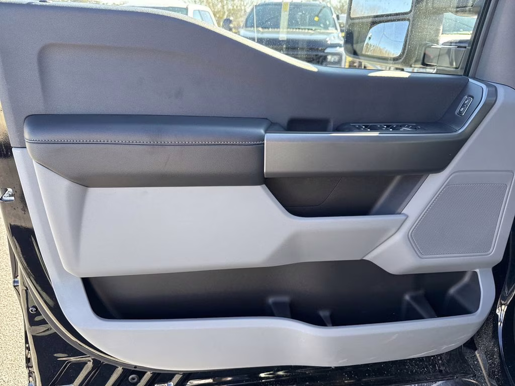2026 Black Metallic Ford Super Duty F-250 SRW XL 4X4 Truck